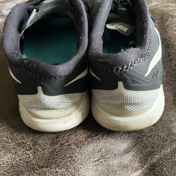 Black Nike Free 5.0 - Picture 6 of 8